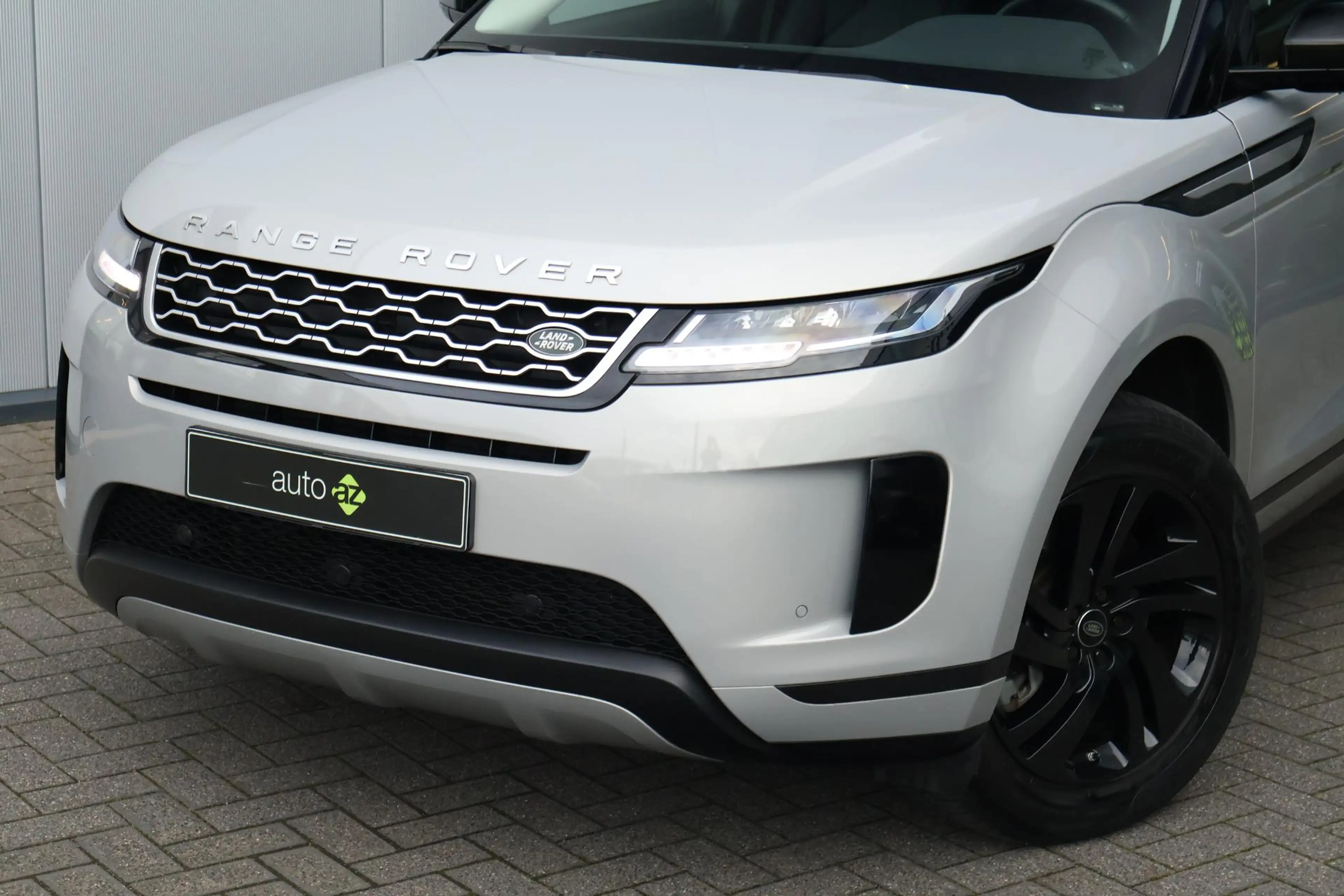 Land Rover Range Rover Evoque 1.5 P300e AWD R-Dynamic / DAB / Camera / Carplay — photo 3