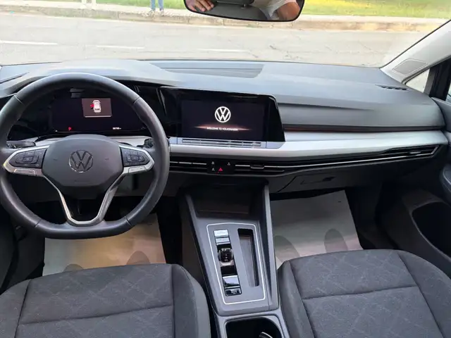 Volkswagen Golf view 7
