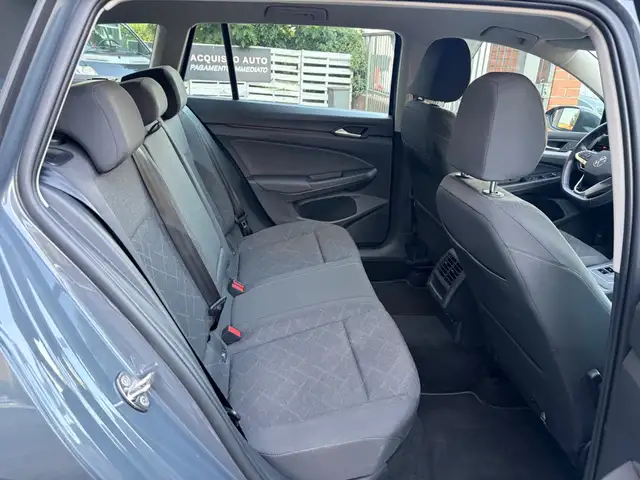 Volkswagen Golf view 10
