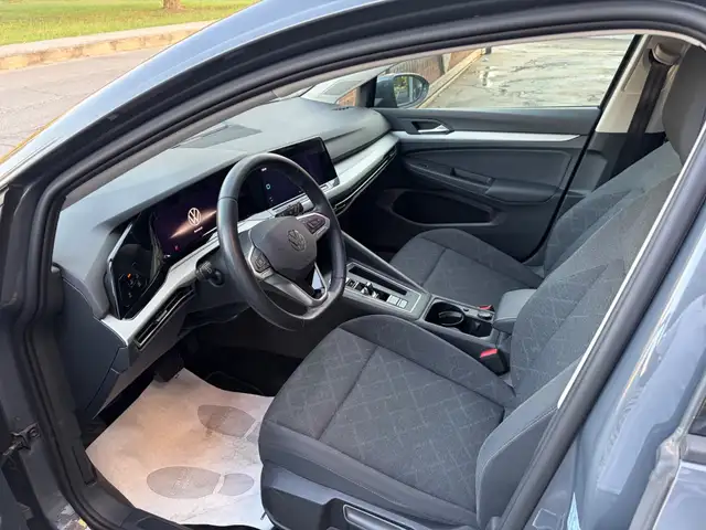 Volkswagen Golf view 8