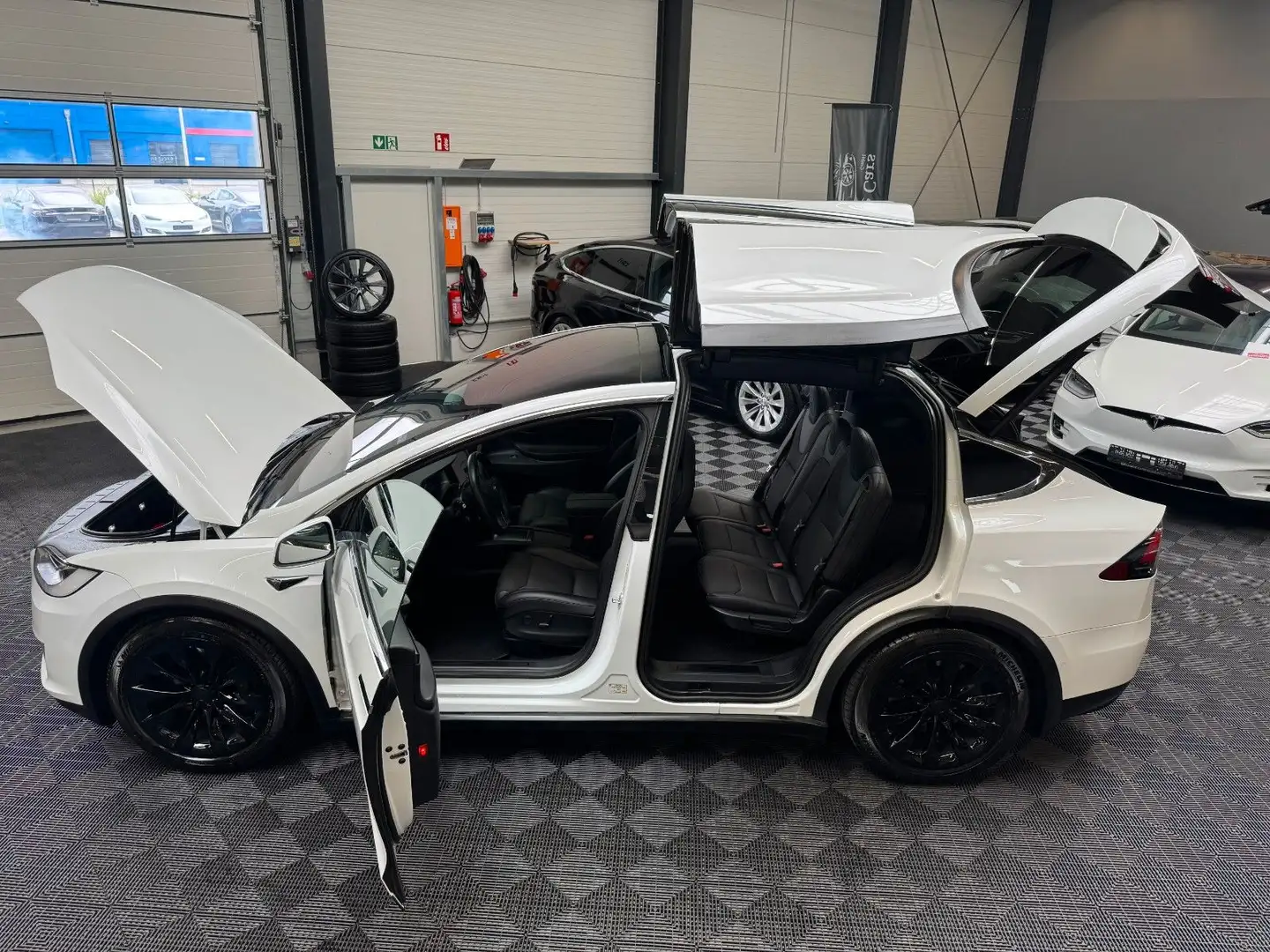 Tesla Model X MODEL X 75D | ENHANCED AP | MCU2 | CCS | Weiß - 2