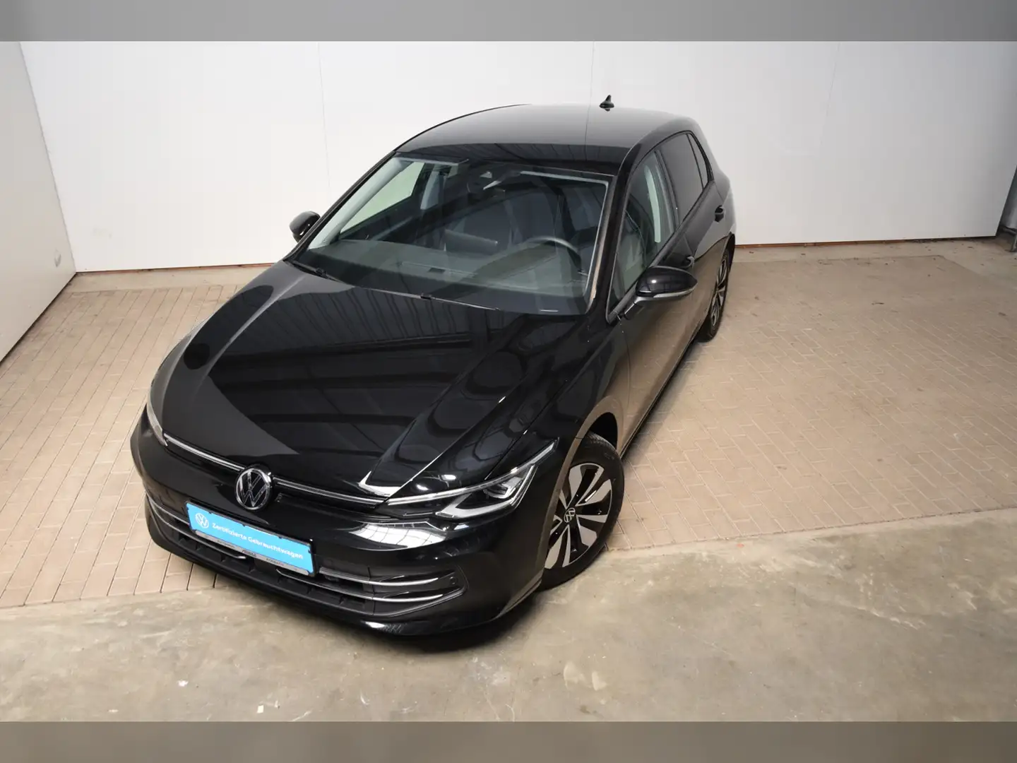 Volkswagen Golf VIII TSI GOAL AHK - LED - RearView Schwarz - 2