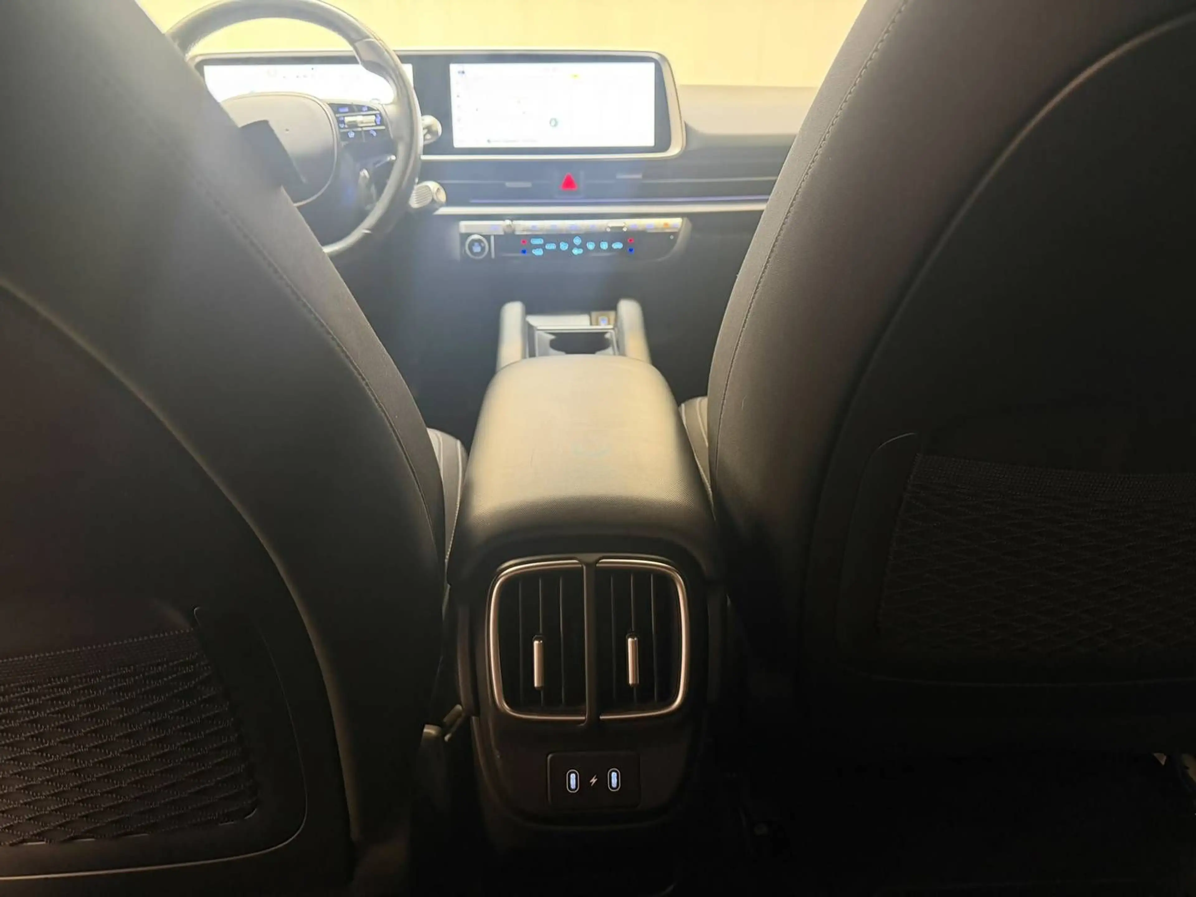 Hyundai IONIQ 6 Techniq 4WD 77,4 kWh|V2L|BOSE|ACC — photo 14