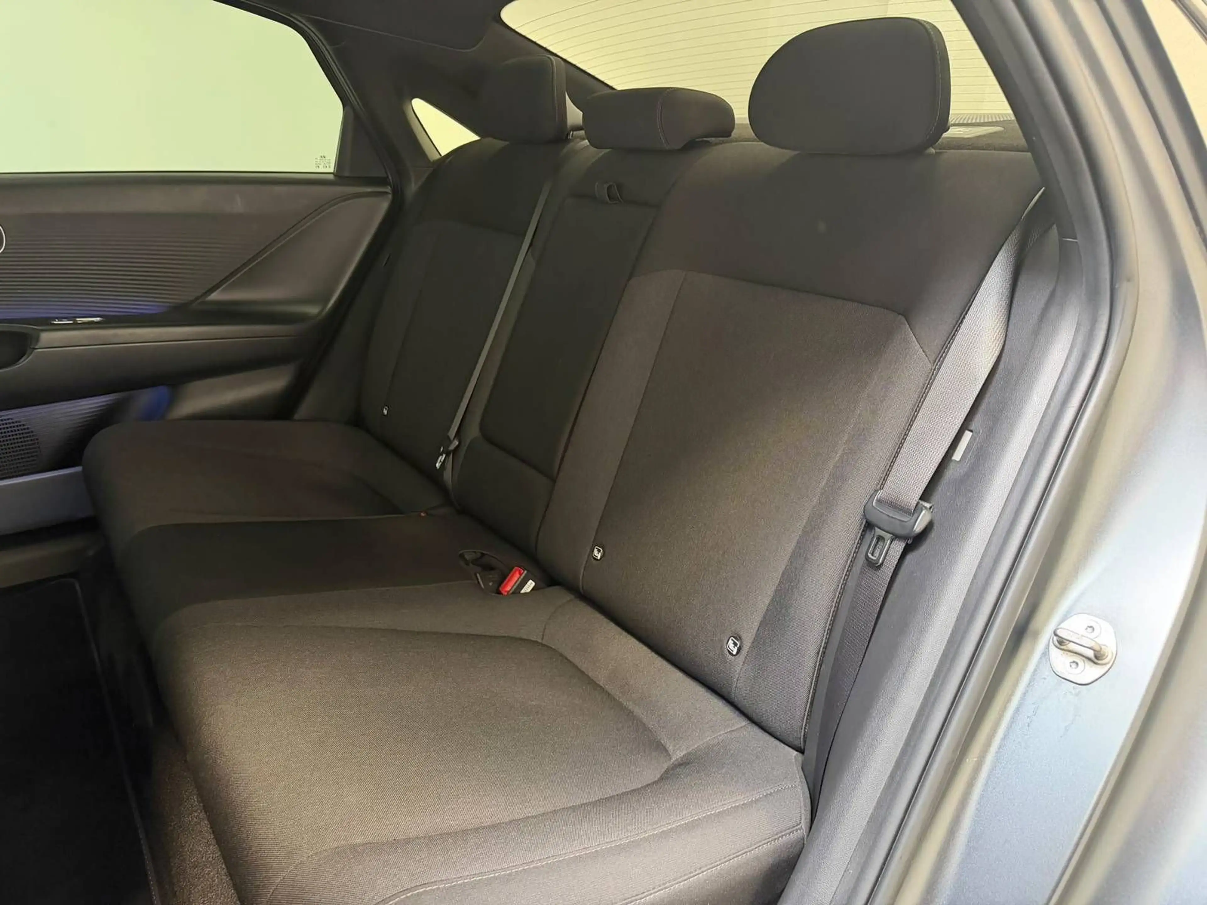 Hyundai IONIQ 6 Techniq 4WD 77,4 kWh|V2L|BOSE|ACC — photo 15