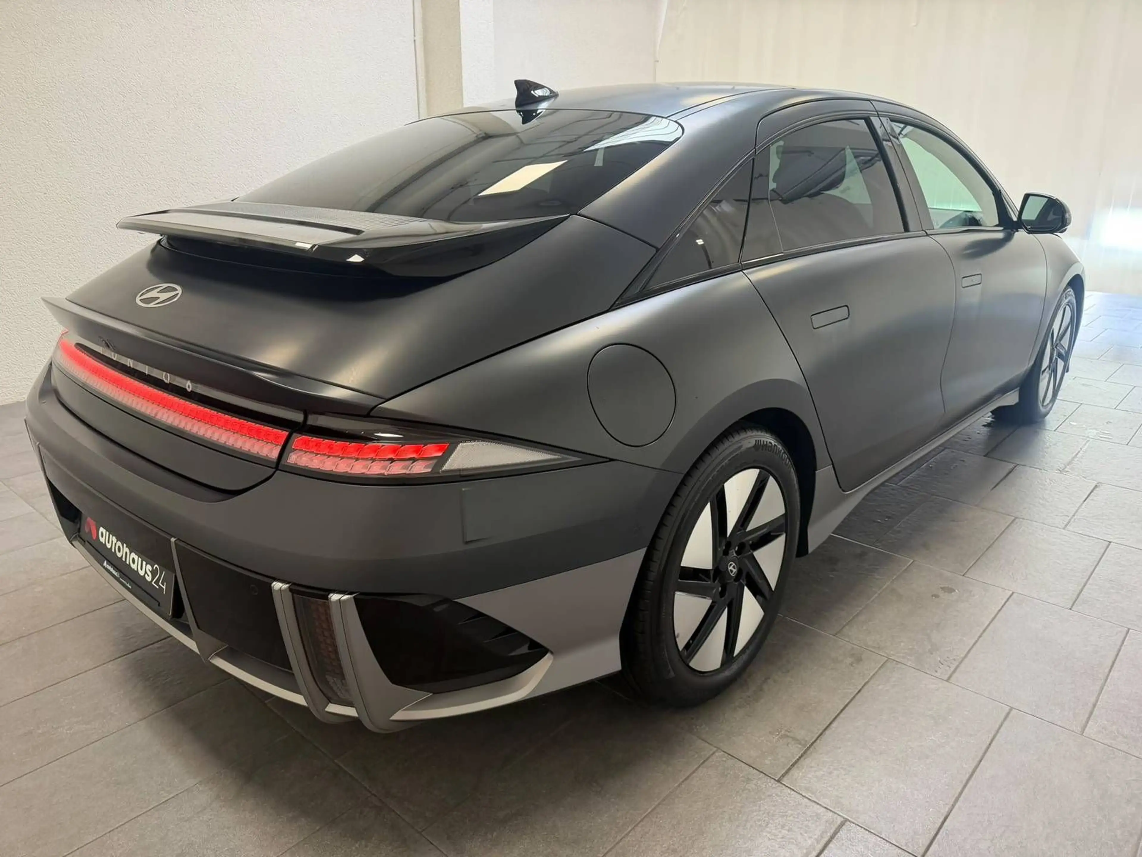 Hyundai IONIQ 6 Techniq 4WD 77,4 kWh|V2L|BOSE|ACC — photo 5