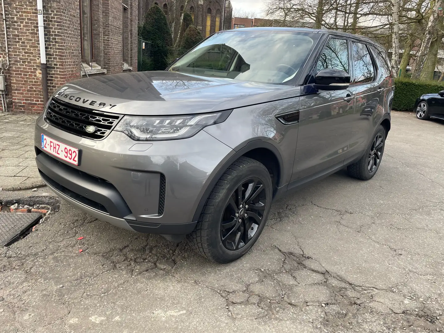 Land Rover Discovery Discovery 2.0 Si4 HSE Gris - 2