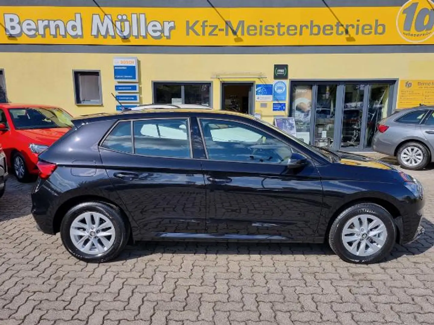 Skoda Fabia 1.0  "Sondermodell 130 Jahre" SHZ KAMERA ALU Zwart - 1
