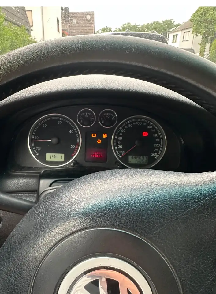 Volkswagen Passat Turbo Trophy, foto 2