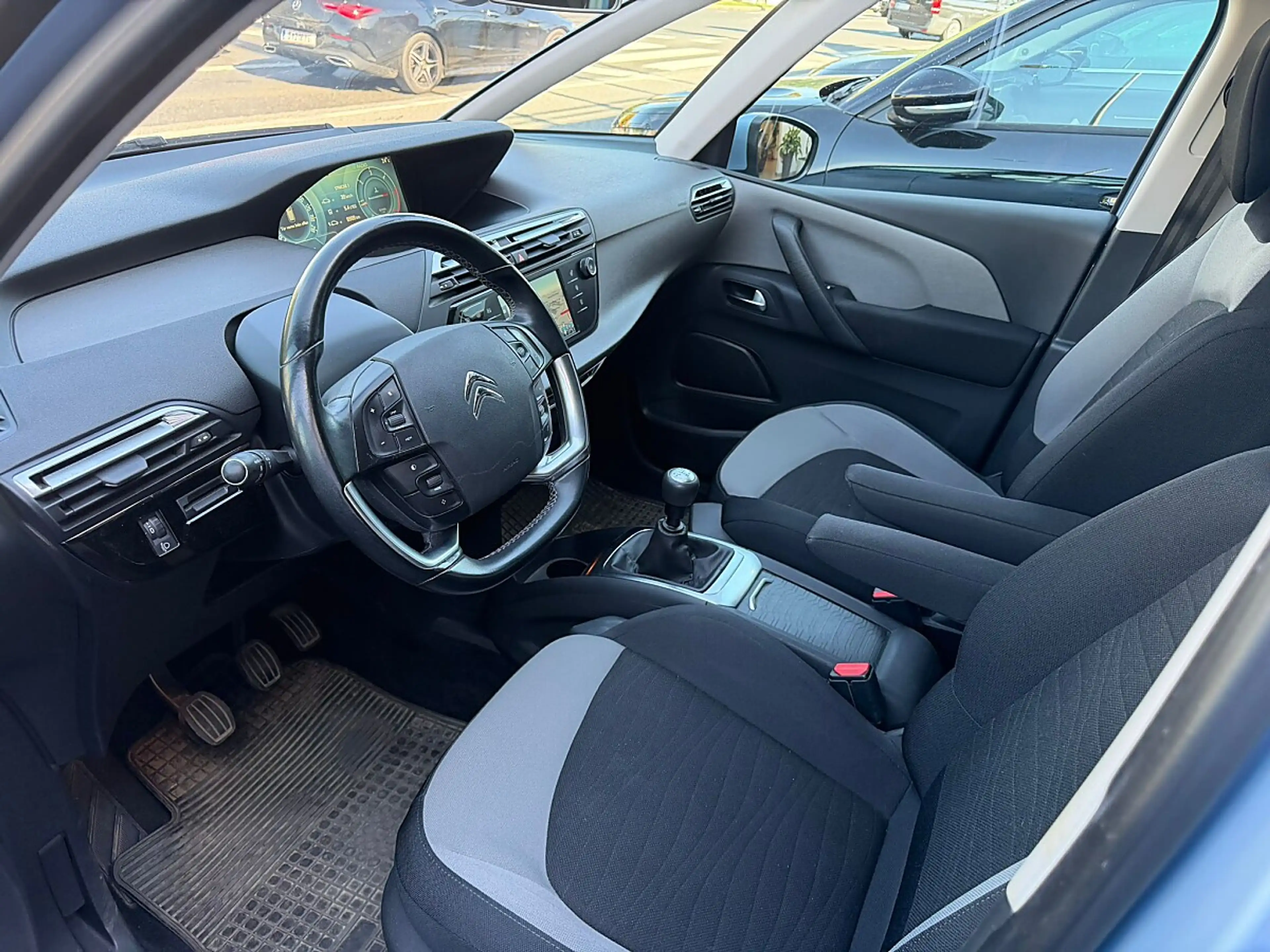 Citroen C4 Picasso BlueHDi 120 6-Gang Intensive (G2994) — photo 10