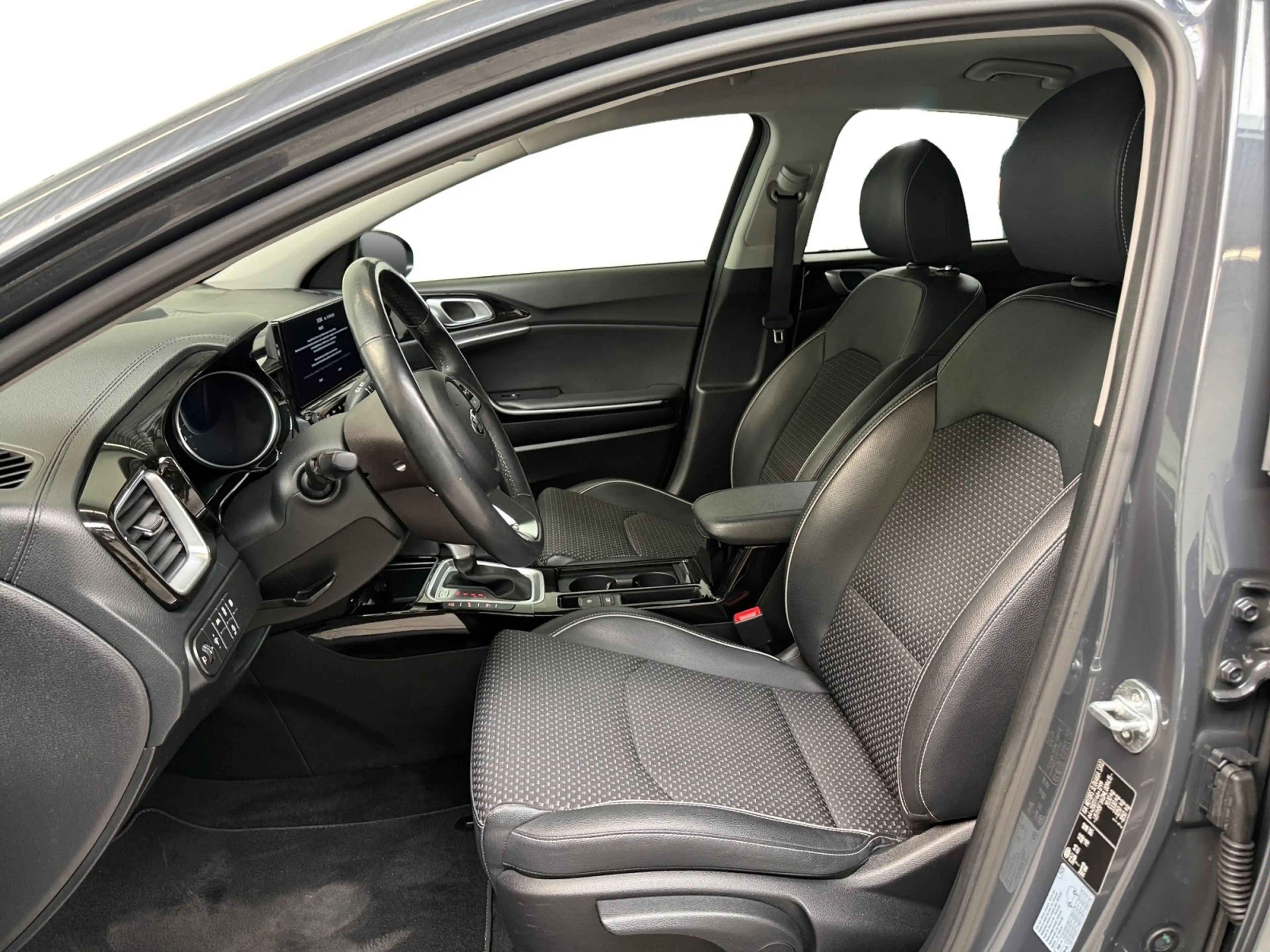 Kia XCeed 1.6 GDi PHEV DynamicPlusLine I Trekhaak I Adaptive — photo 11