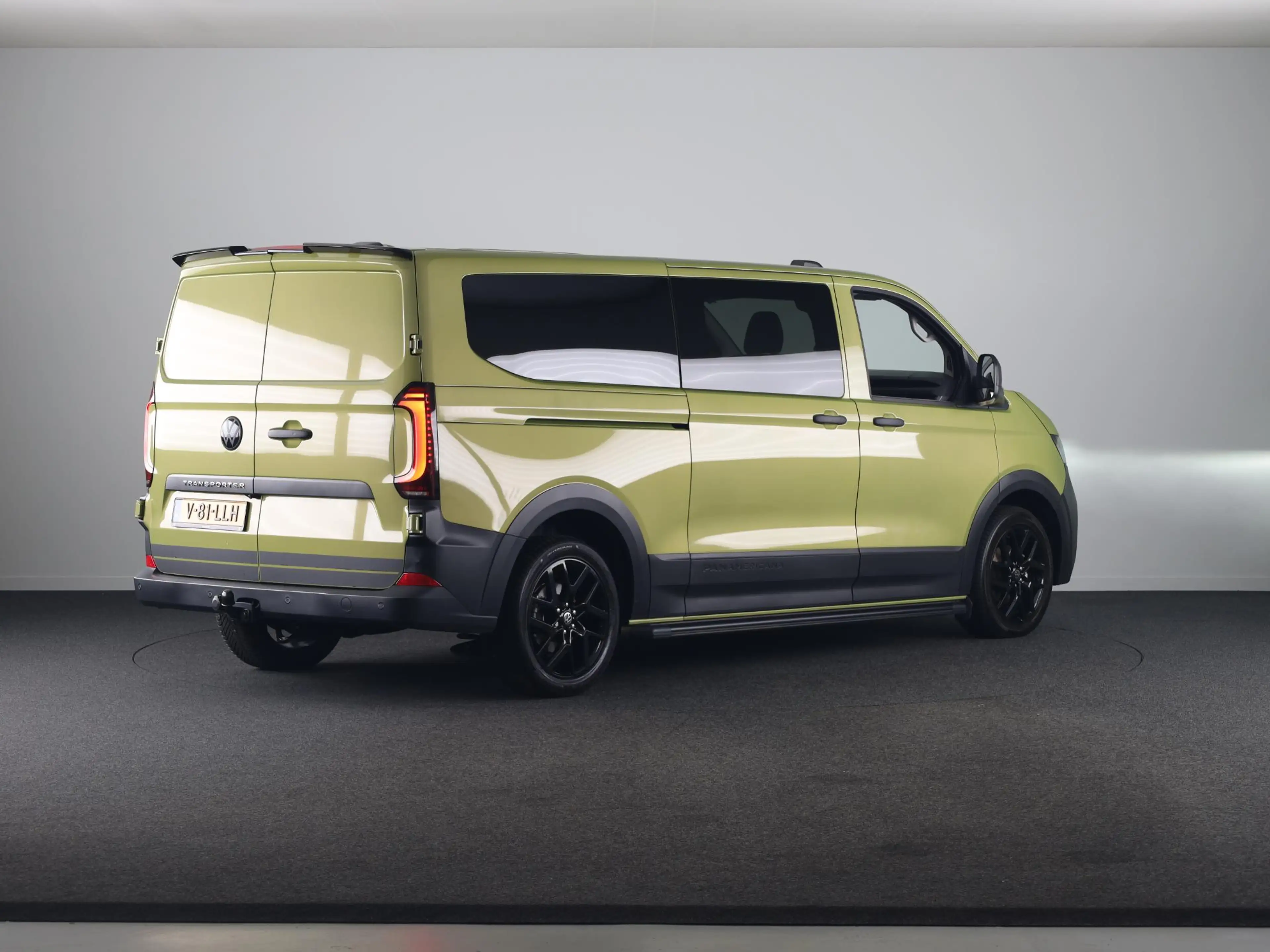 Volkswagen Transporter 2.0 TDI L2H1 30 PanAmericana DC Luxe Dubbel Cabine — photo 4