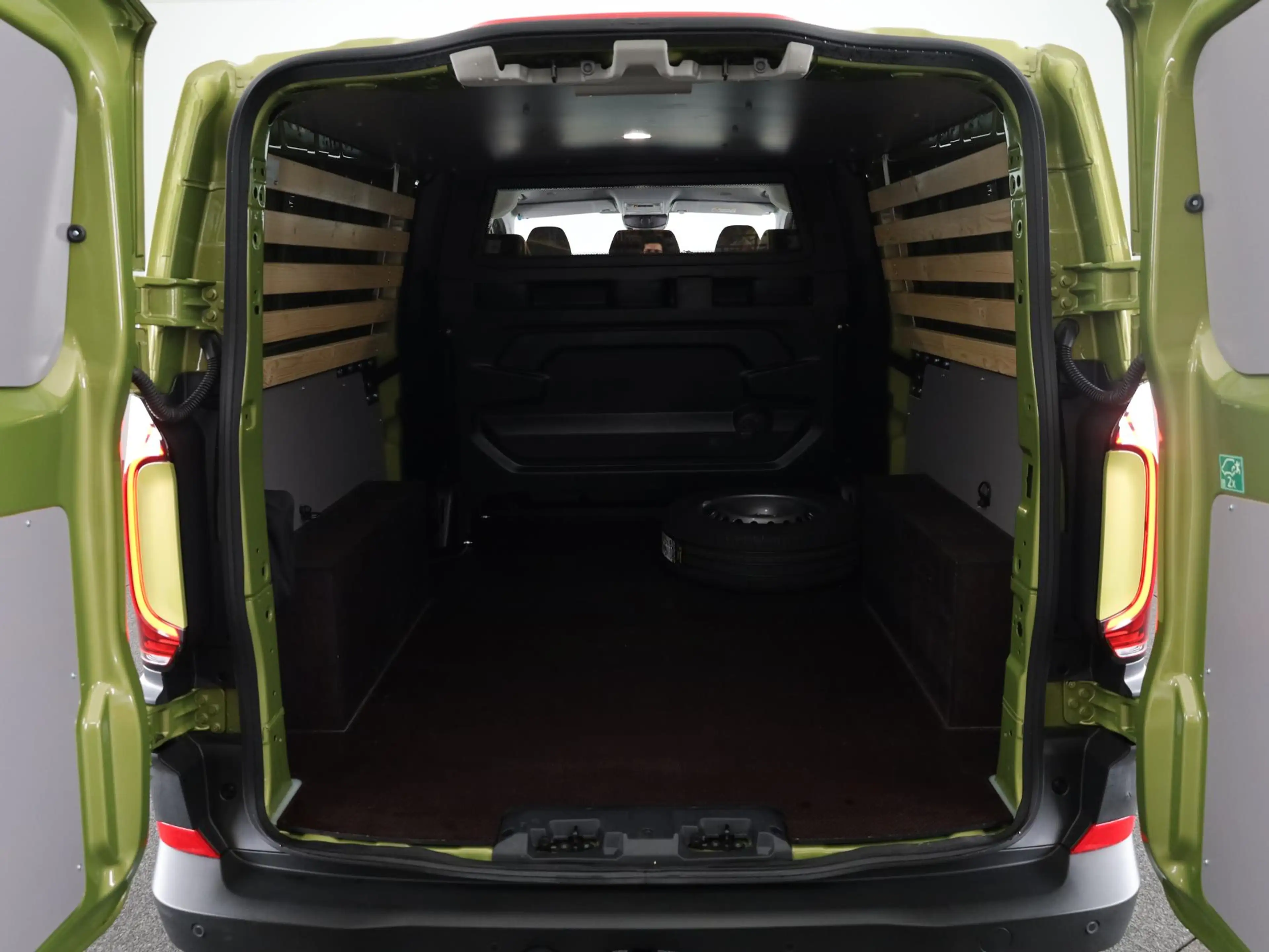 Volkswagen Transporter 2.0 TDI L2H1 30 PanAmericana DC Luxe Dubbel Cabine — photo 14