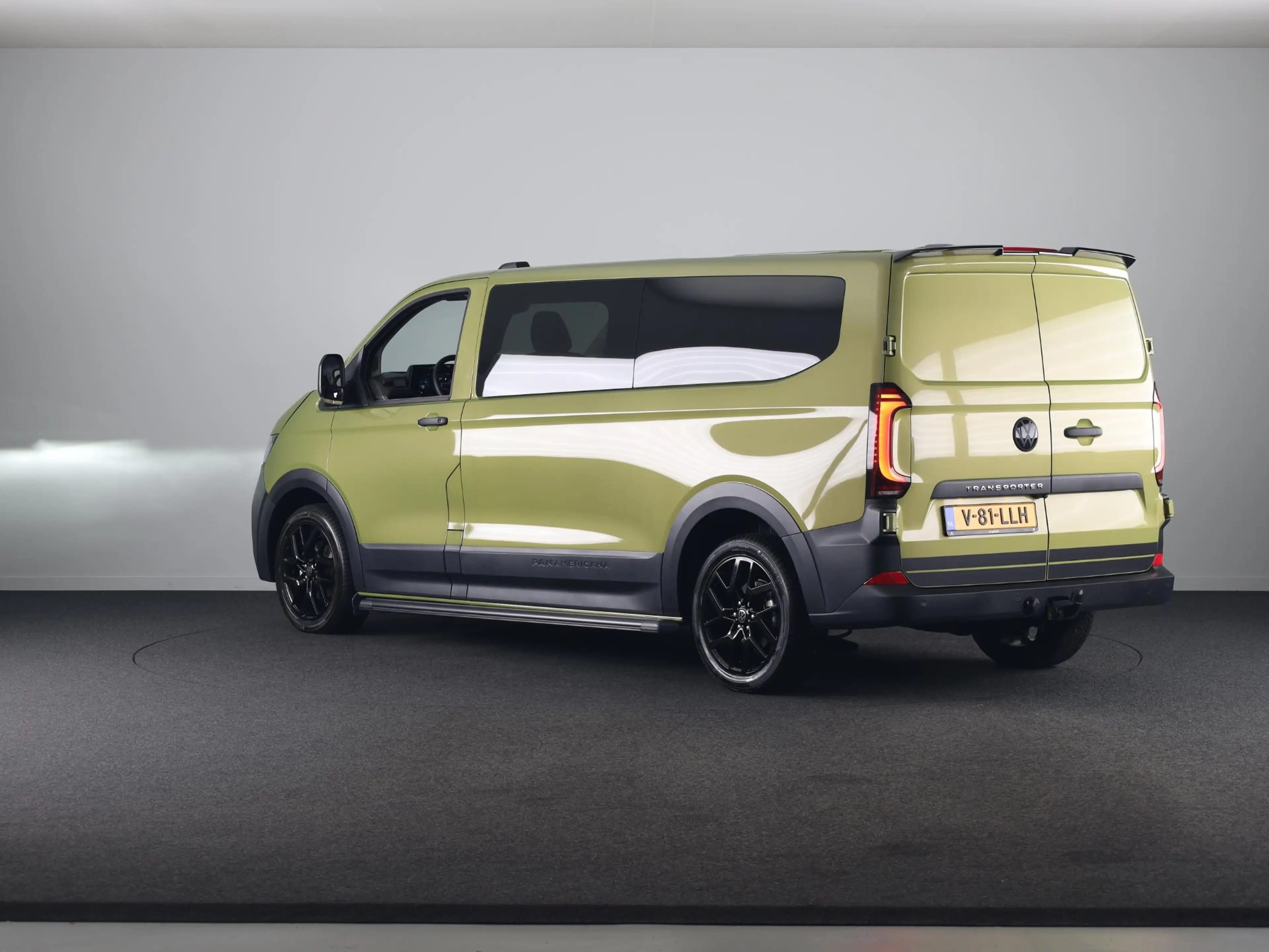 Volkswagen Transporter 2.0 TDI L2H1 30 PanAmericana DC Luxe Dubbel Cabine — photo 3
