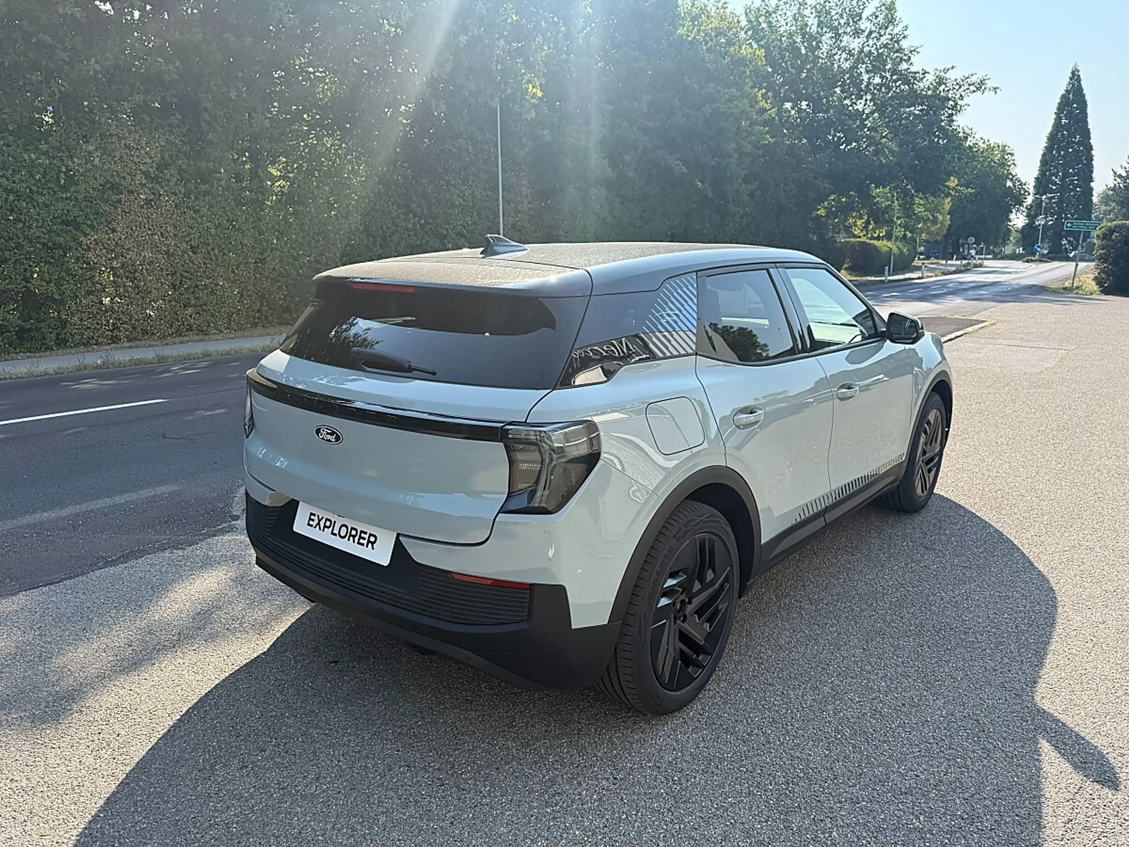 Ford Explorer Elektro Dual Motor 77kWh AWD Collection — photo 4
