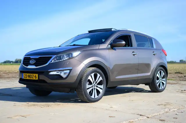 Kia Sportage 2.0 X-clusive First