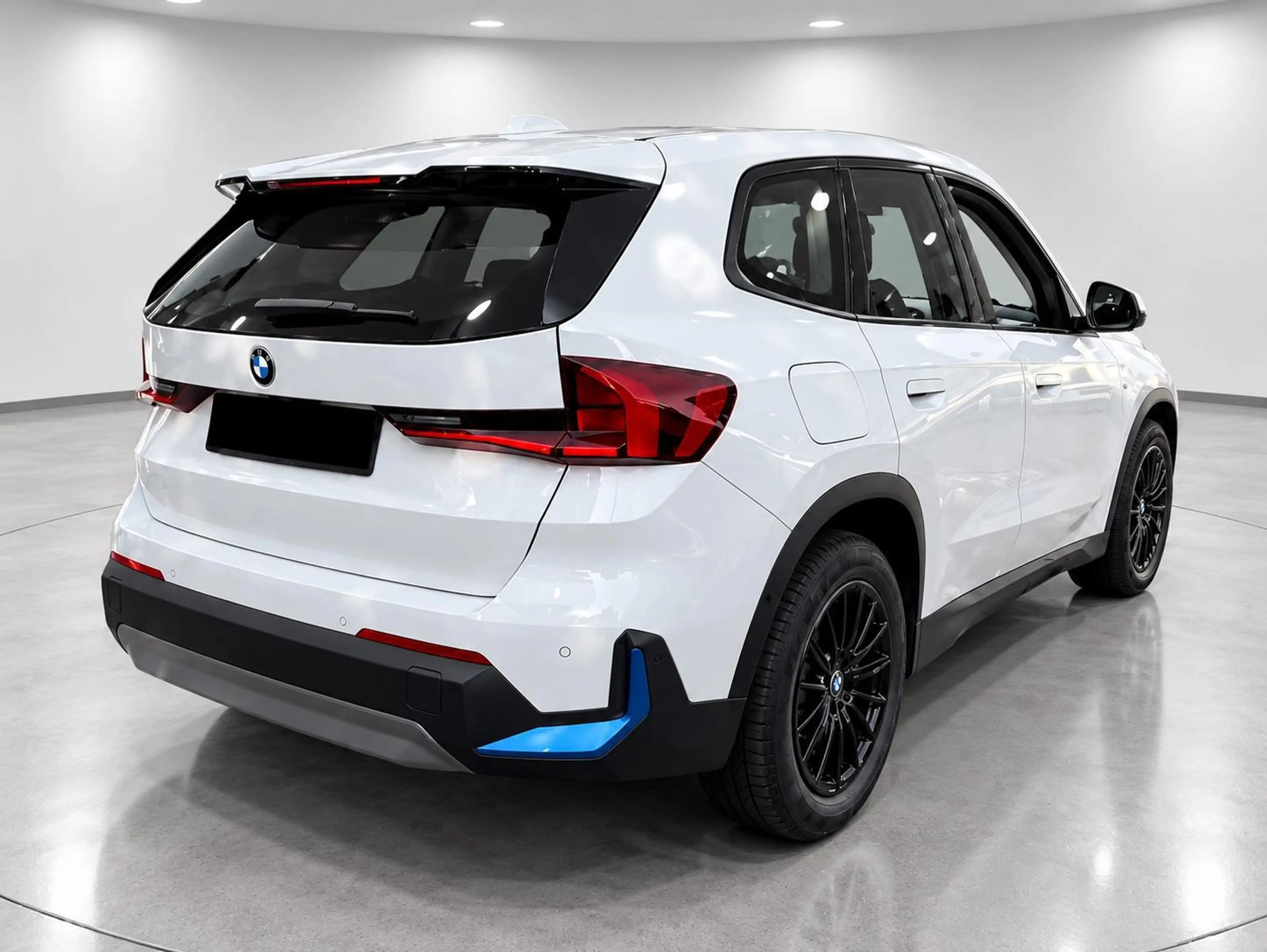 BMW iX1 xDrive30 LED*KAM*SHZ*CARPLAY* — photo 2