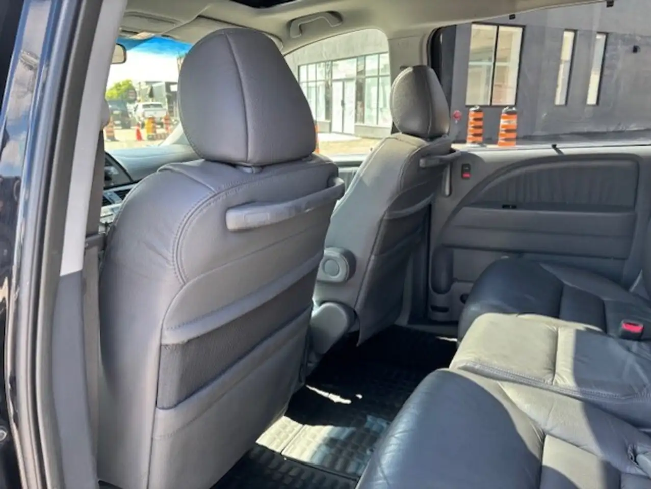 Honda Odyssey снимка Honda Odyssey