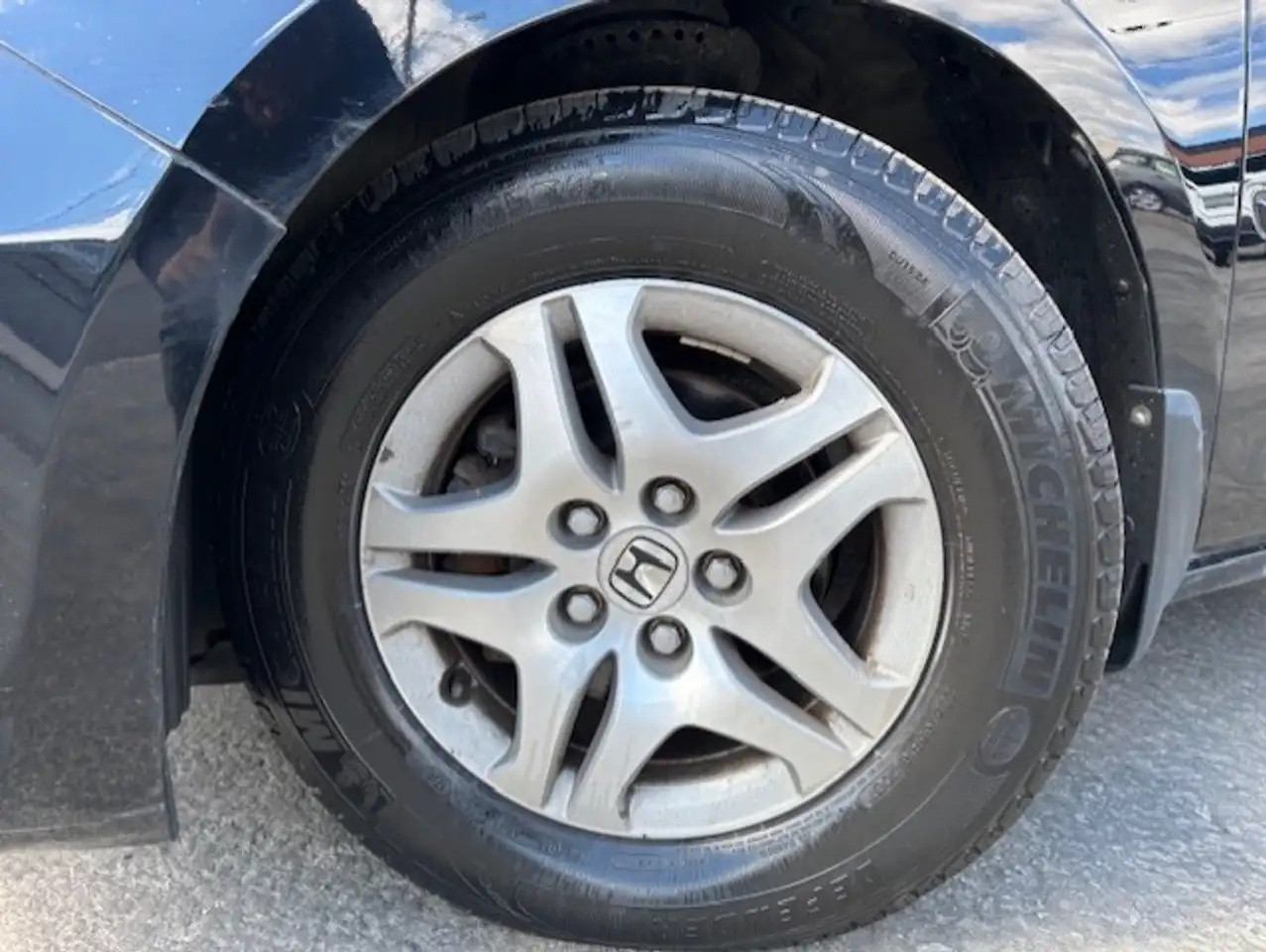 Honda Odyssey снимка Honda Odyssey