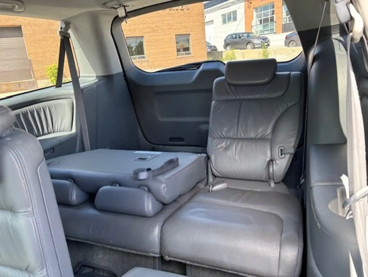 Honda Odyssey снимка Honda Odyssey