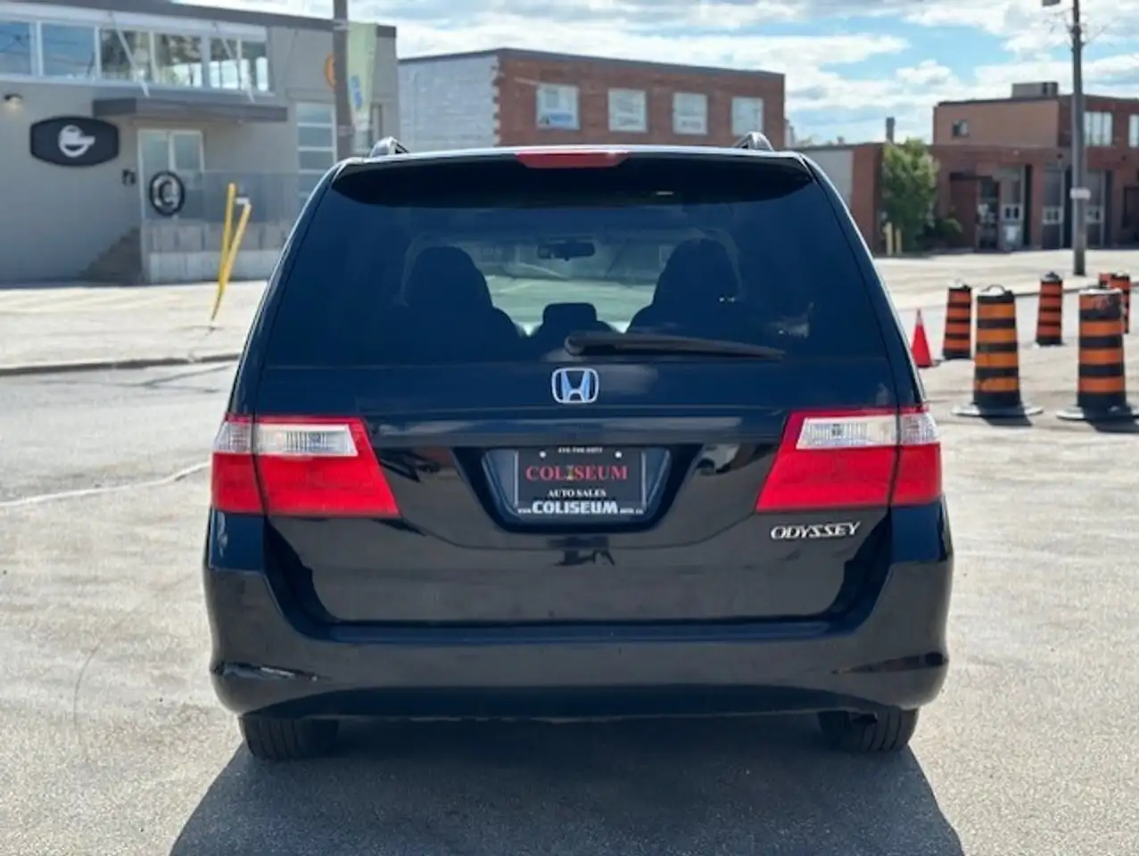 Honda Odyssey снимка Honda Odyssey
