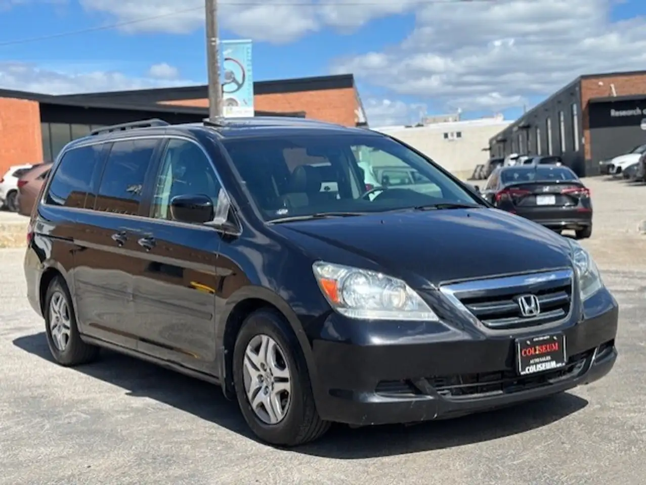 Honda Odyssey снимка Honda Odyssey