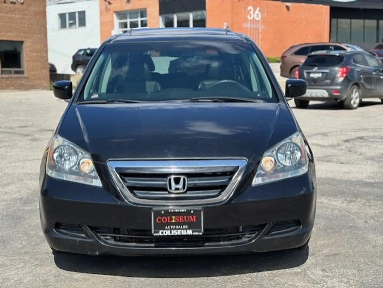 Honda Odyssey снимка Honda Odyssey