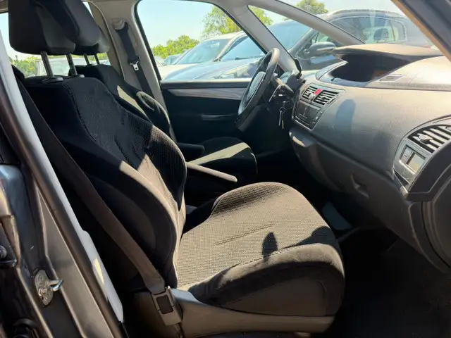 Citroen C4 Picasso view 7
