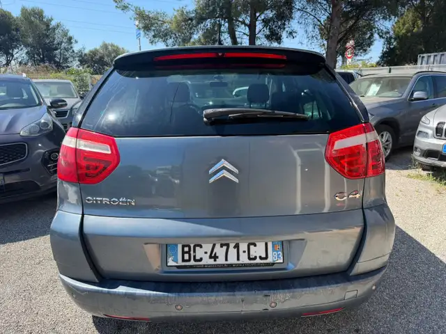 Citroen C4 Picasso view 12