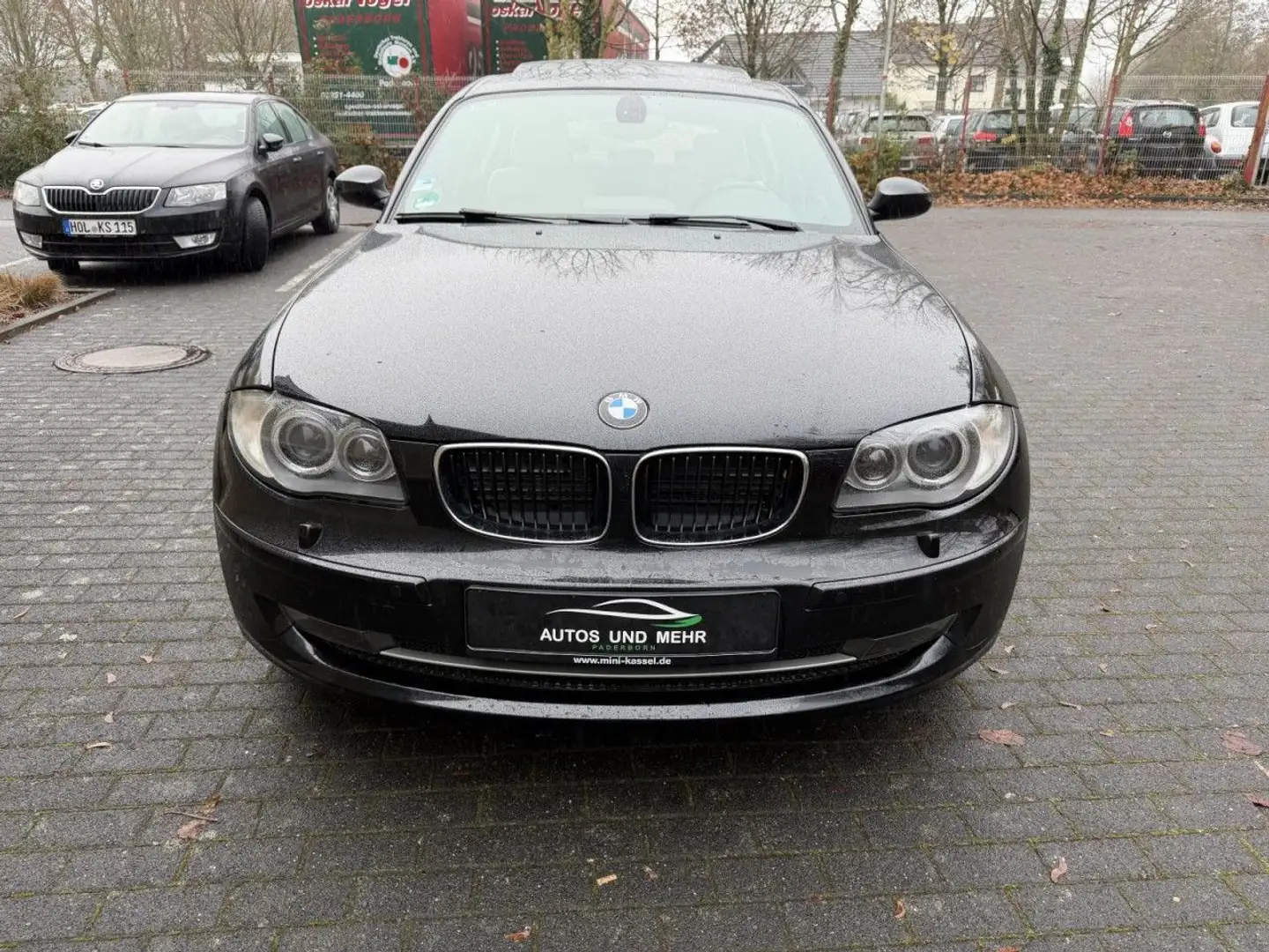 BMW 118 1 Limousine 118i Klima Xenon Leder Einparkhilfe Black - 2