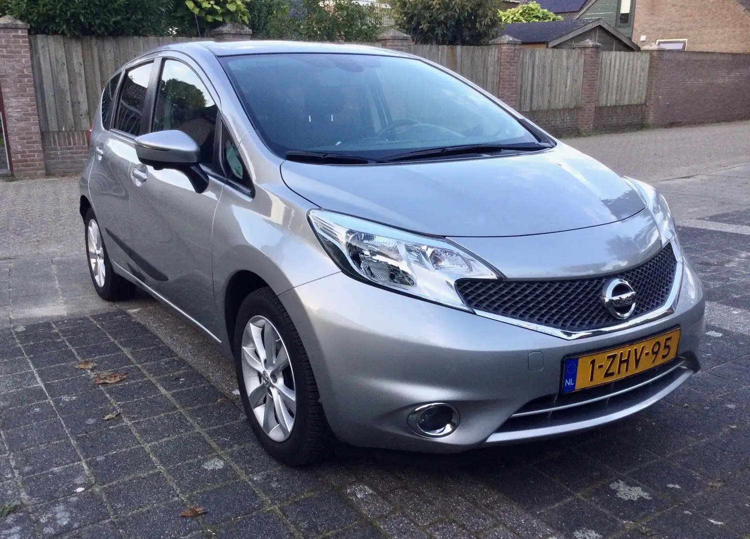 Nissan Note 1.2 DIG-S Connect Ed, Dodehoekdetectie | NAP Zilver - 2