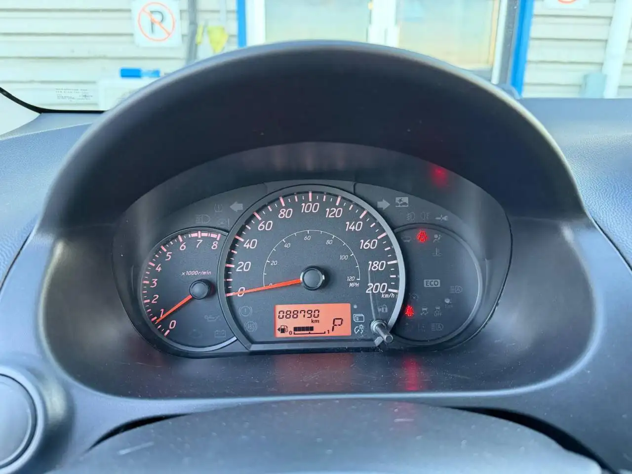 Mitsubishi Mirage снимка Mitsubishi Mirage