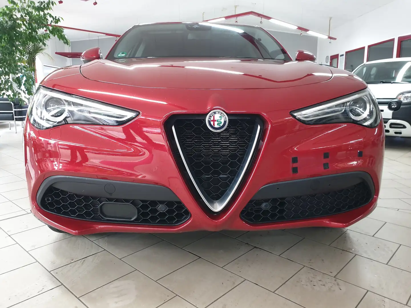 Alfa Romeo Stelvio 2.0 Lusso Ti Q4 Rot - 2