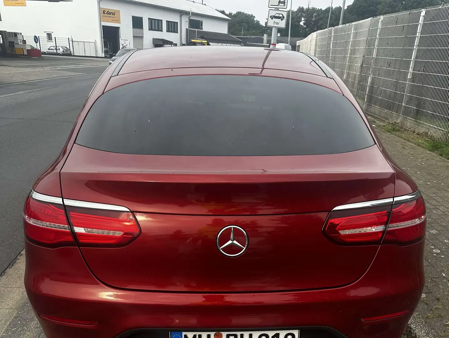 Mercedes-Benz GLC 250 GLC 250 4Matic (253.346) Rot - 1