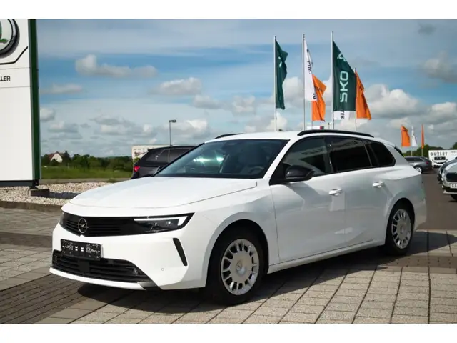 Opel Astra ST 1.2 Elegance Navi LED Apple CP SHz LHz