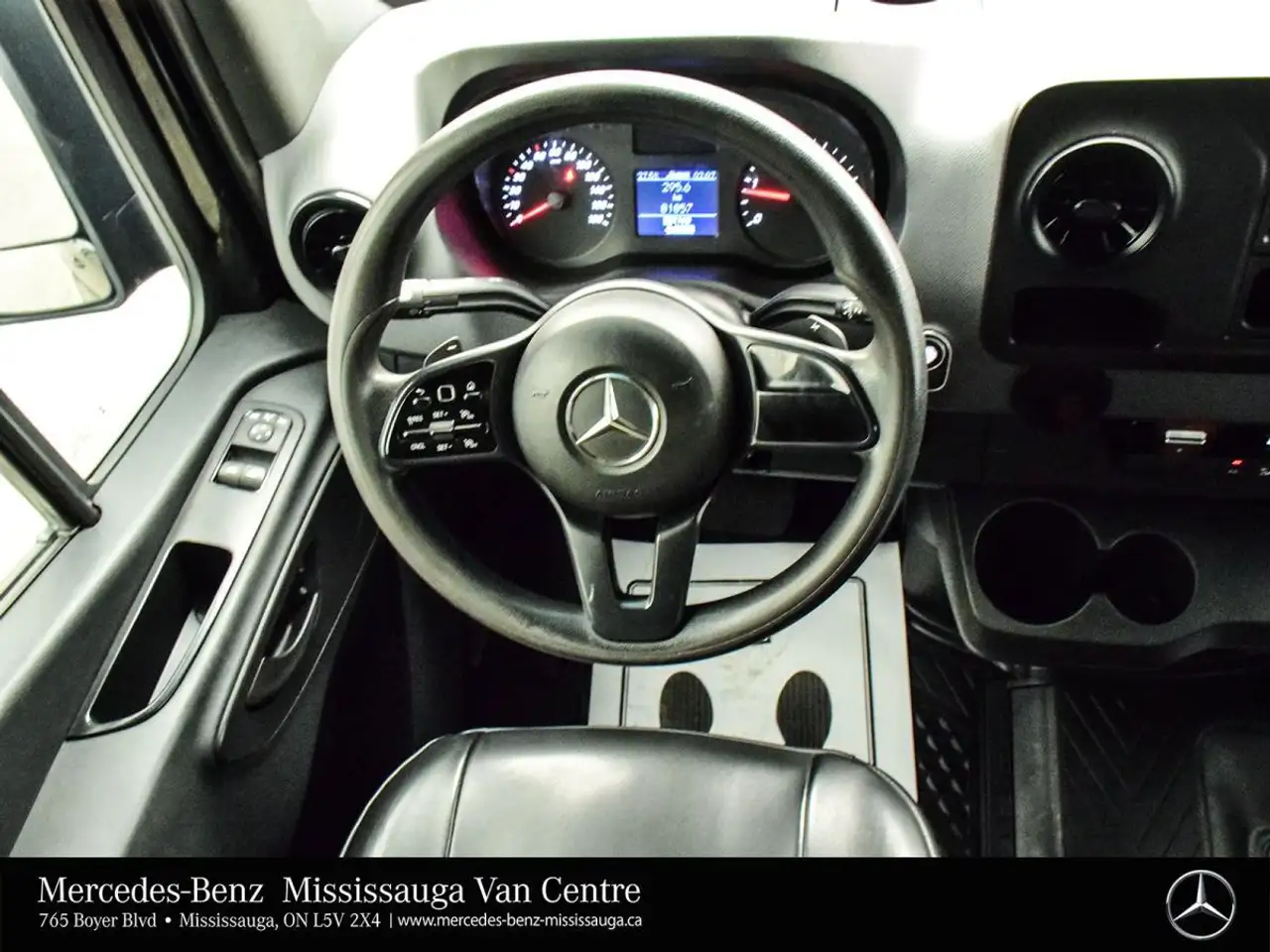 Mercedes-Benz Sprinter снимка Mercedes-Benz Sprinter