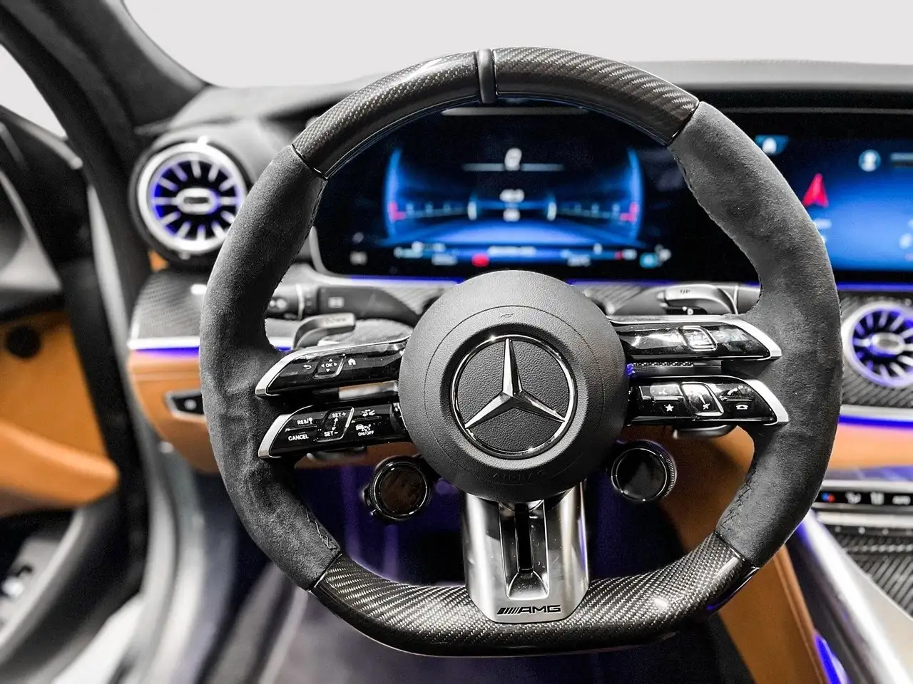 Mercedes-Benz AMG GT снимка Mercedes-Benz AMG GT