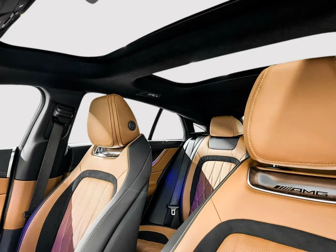 Mercedes-Benz AMG GT снимка Mercedes-Benz AMG GT