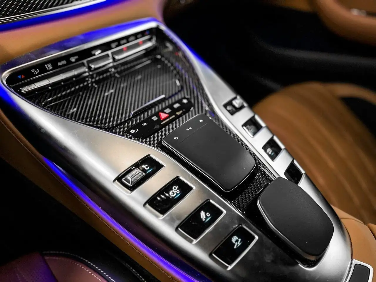 Mercedes-Benz AMG GT снимка Mercedes-Benz AMG GT