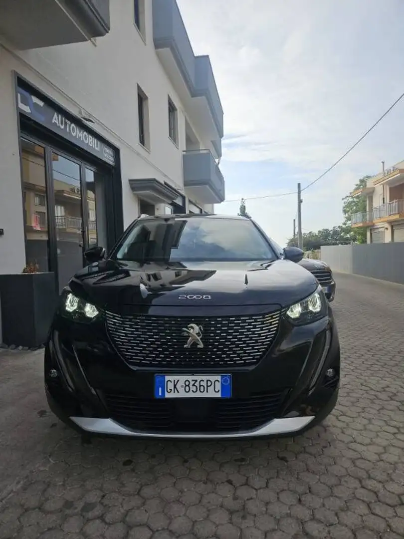 Peugeot 2008 1.5 bluehdi Allure Pack s&s 110cv Schwarz - 2