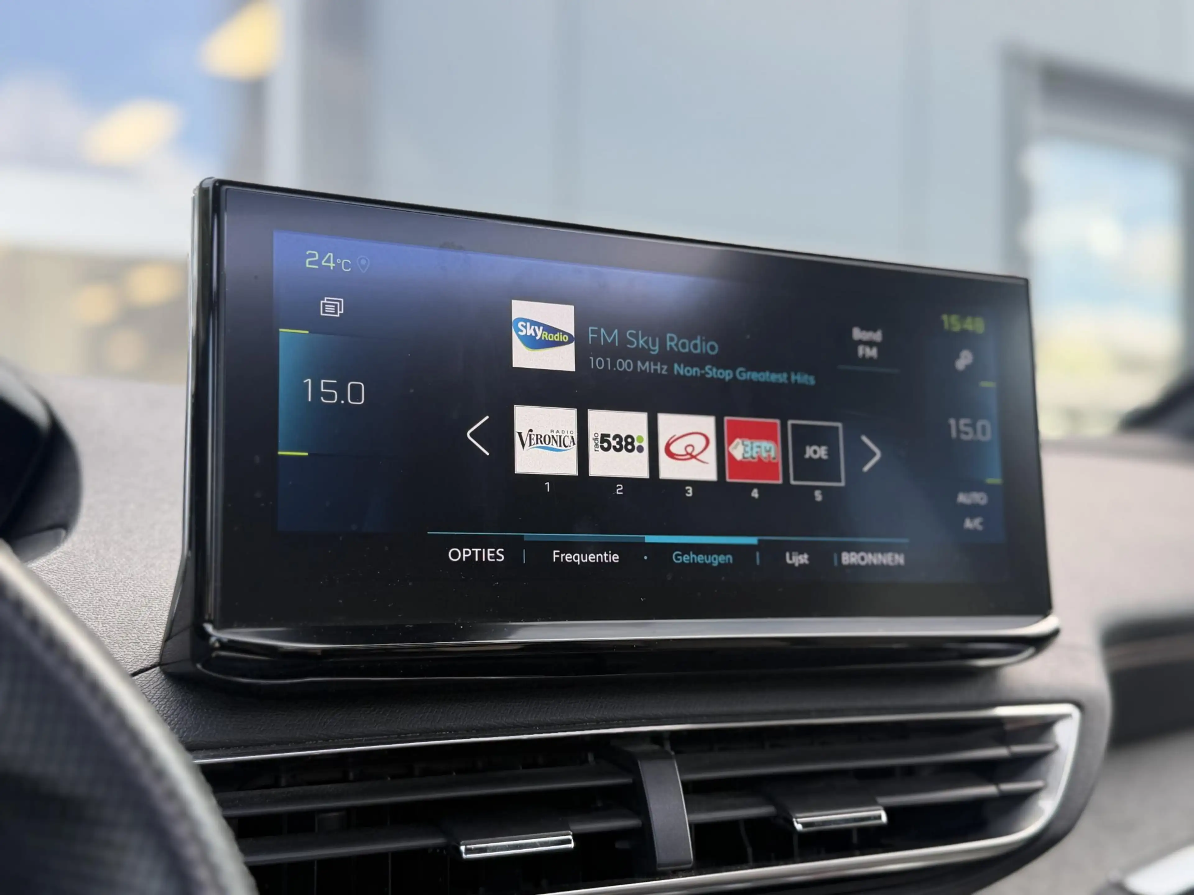 Peugeot 3008 1.6 HYbrid4 300 Blue Lease GT Automaat - Navigatie — photo 21