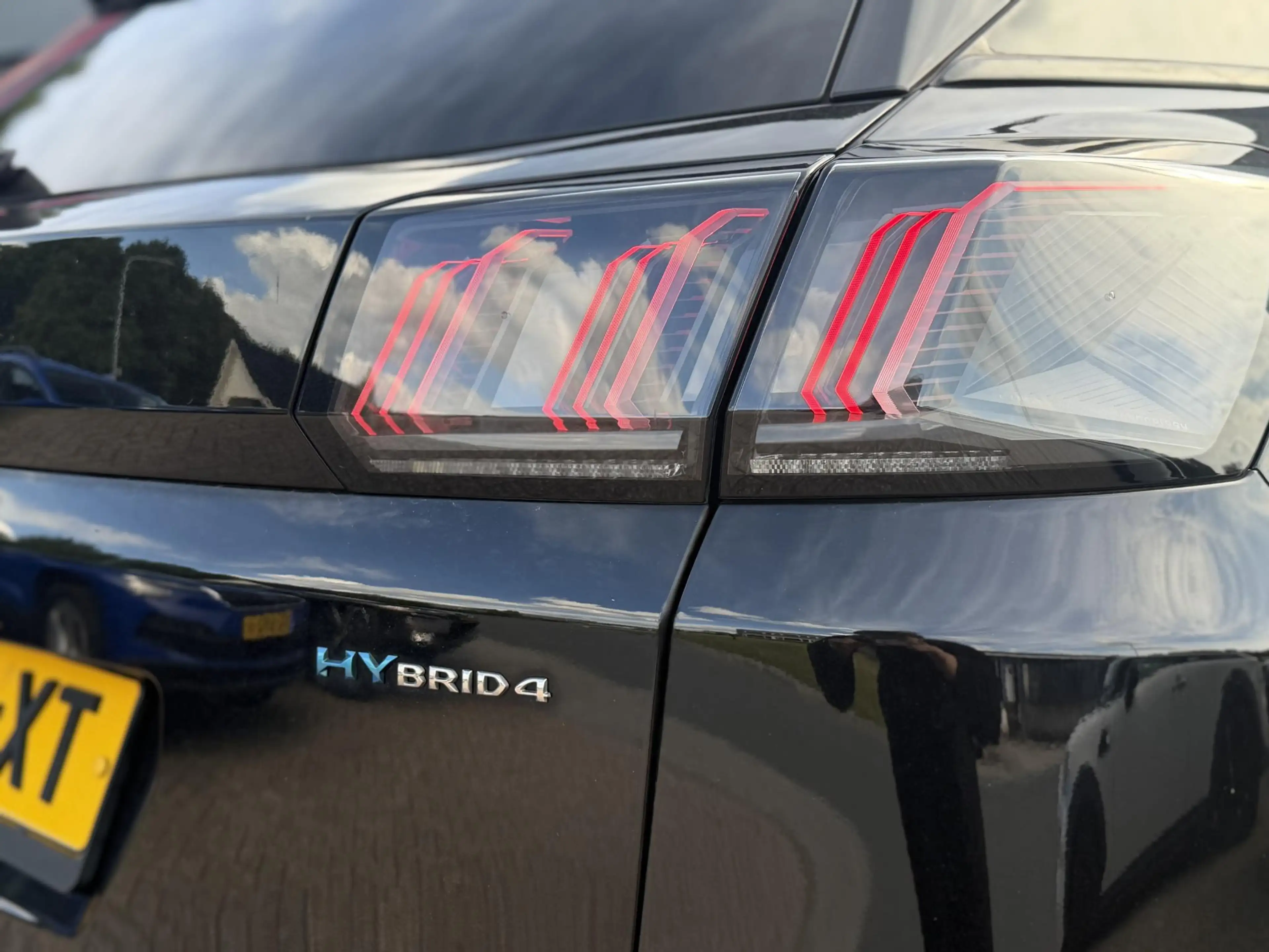 Peugeot 3008 1.6 HYbrid4 300 Blue Lease GT Automaat - Navigatie — photo 7