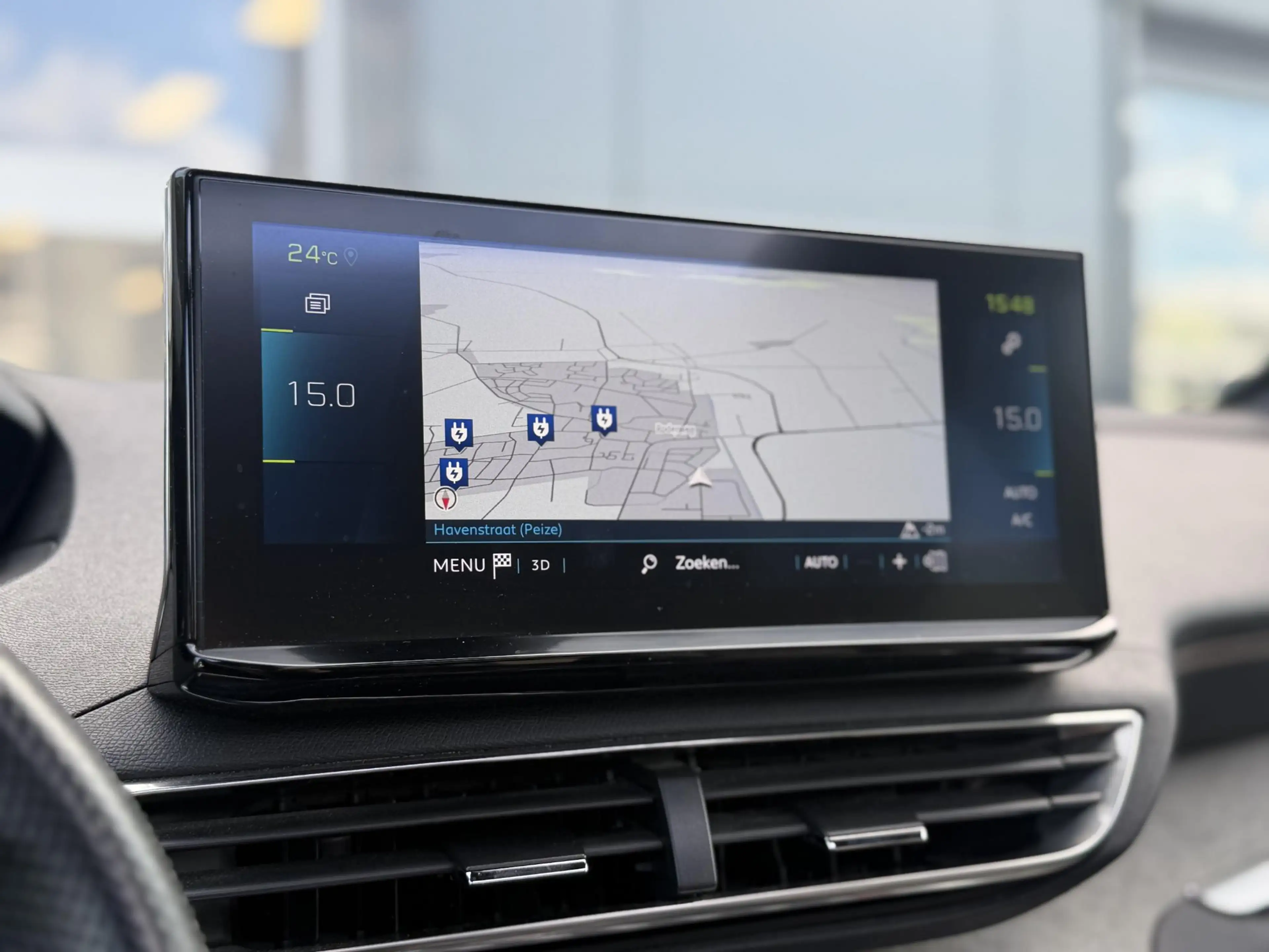 Peugeot 3008 1.6 HYbrid4 300 Blue Lease GT Automaat - Navigatie — photo 23