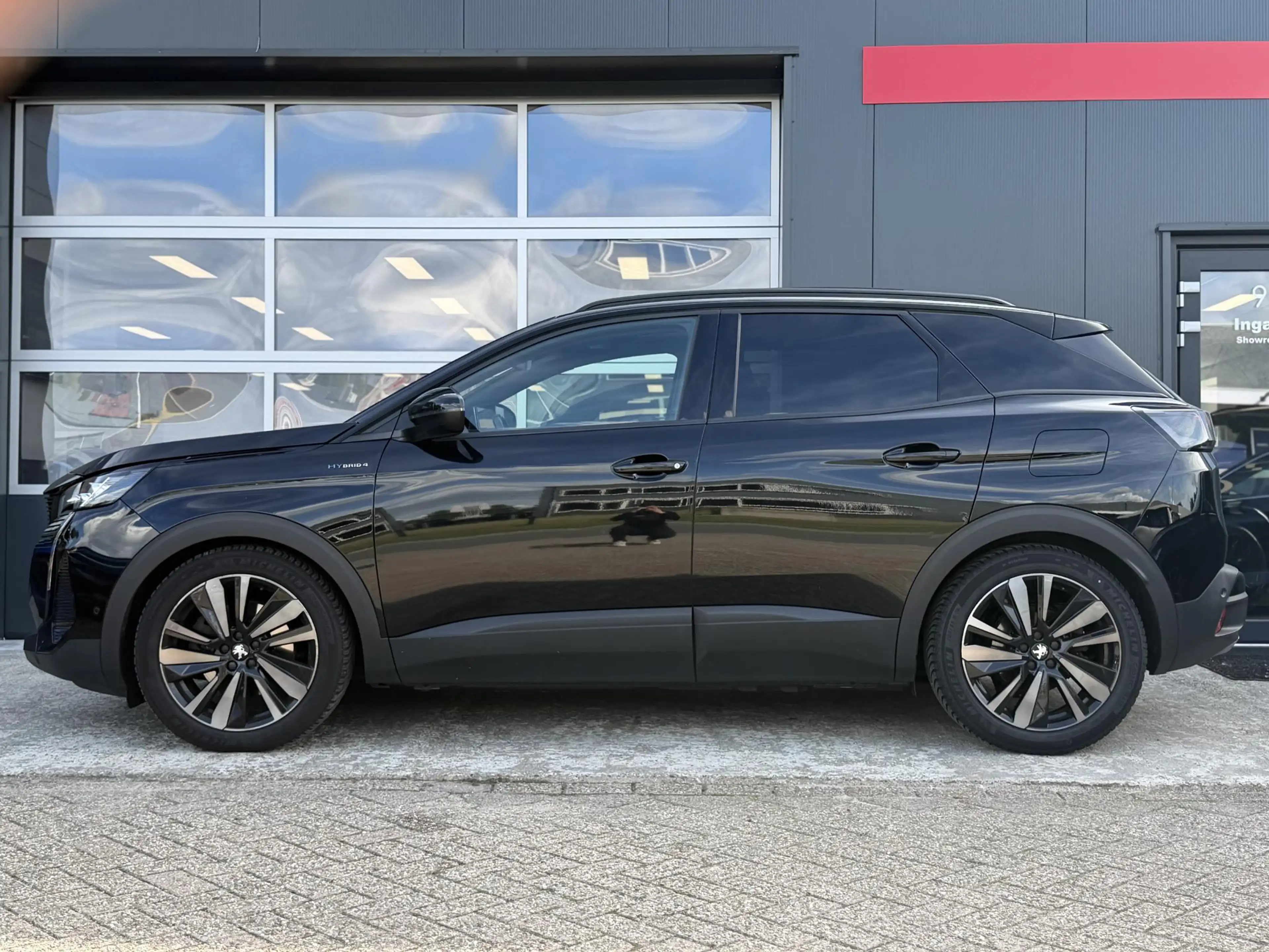 Peugeot 3008 1.6 HYbrid4 300 Blue Lease GT Automaat - Navigatie — photo 5