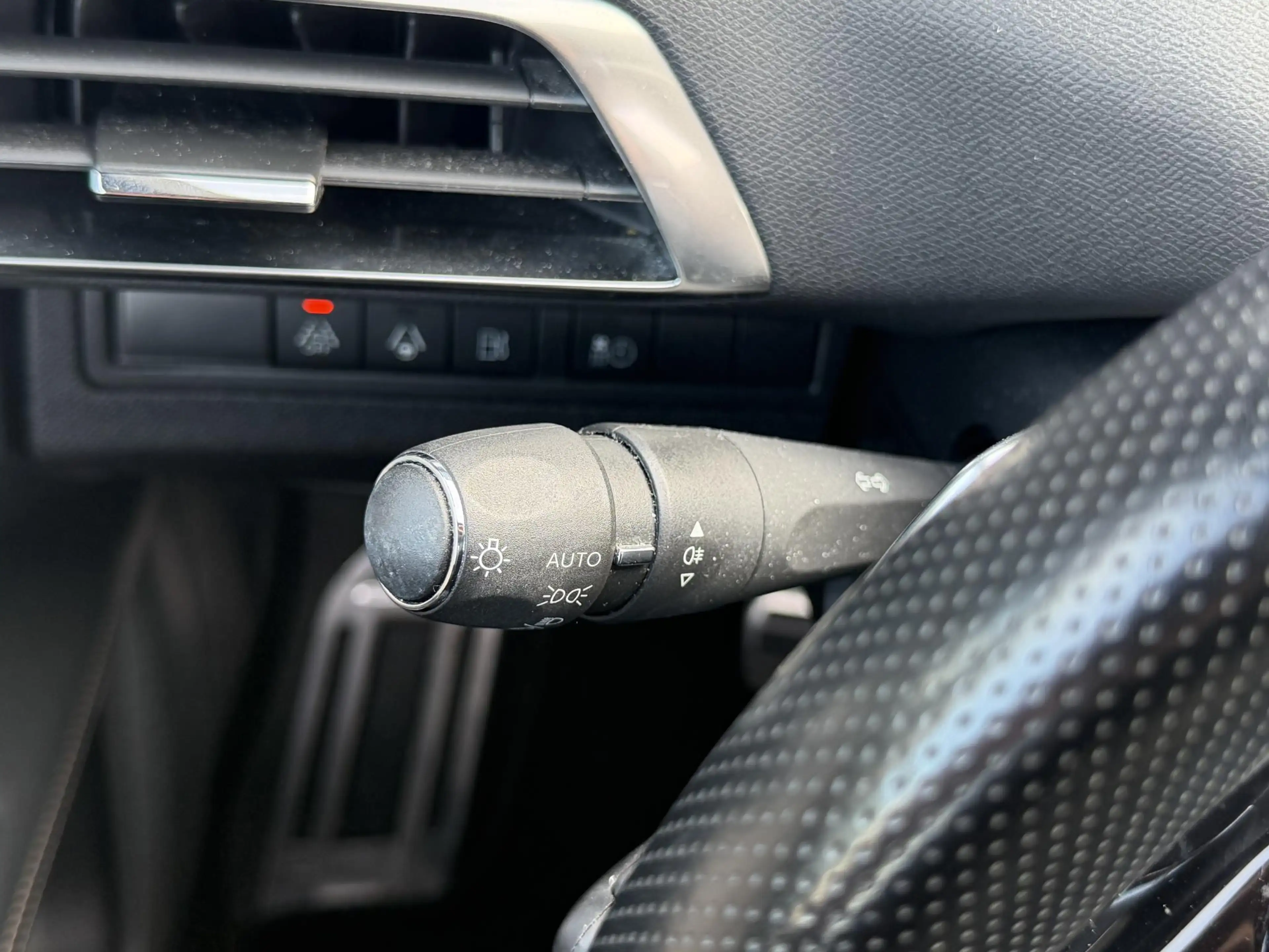 Peugeot 3008 1.6 HYbrid4 300 Blue Lease GT Automaat - Navigatie — photo 18