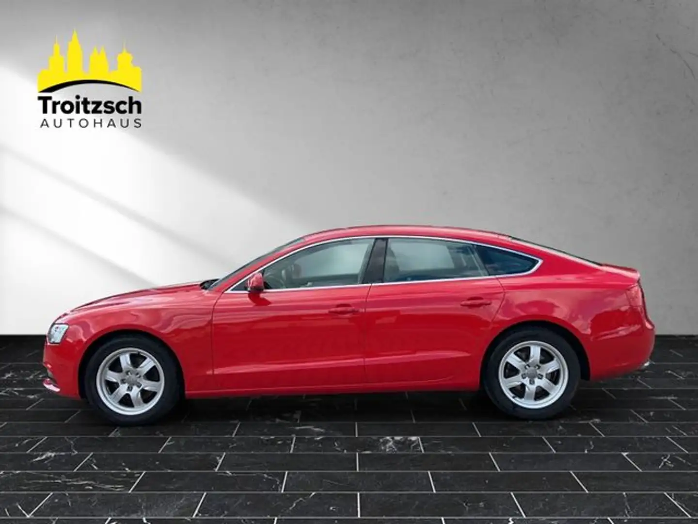 Audi A5 Sportback 1.8 TFSI / WENIG KM / Scheckheft - 2