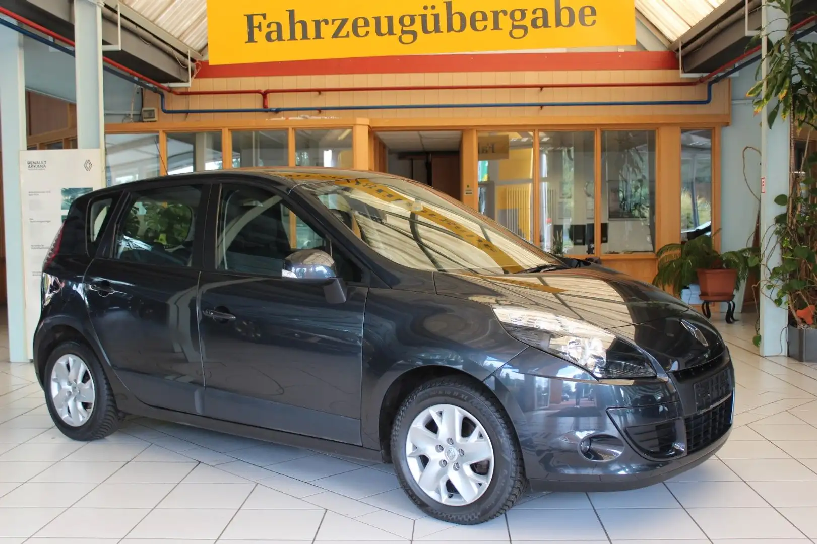 Renault Scenic III TomTom Edition 1.6 16V Grau - 2