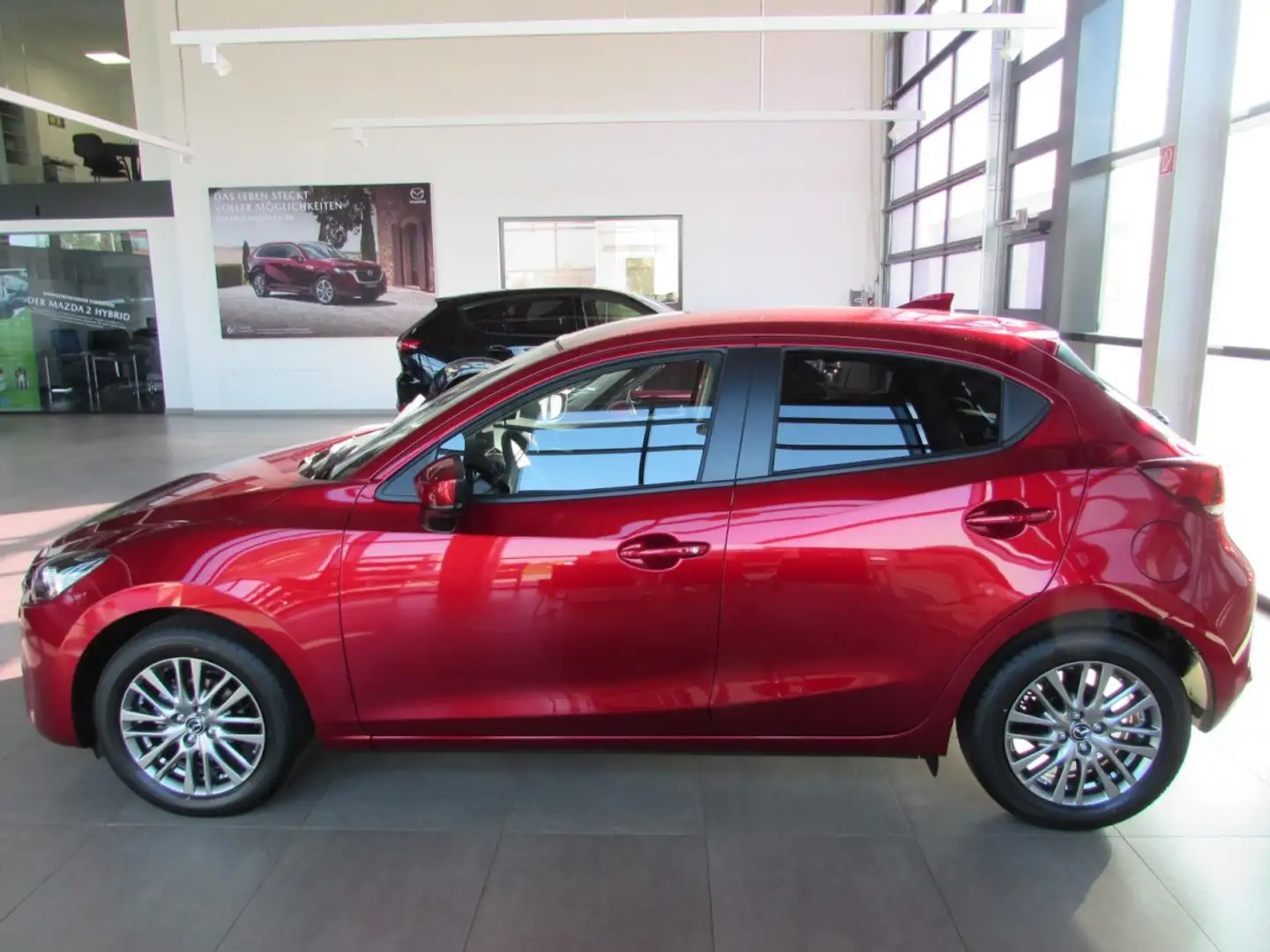 Mazda 2 1.5L e-SKYACTIV G 90 EXCLUSIVE-LINE *SALE* Klima Rot - 2