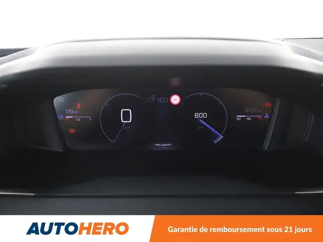 Peugeot 2008 view 20