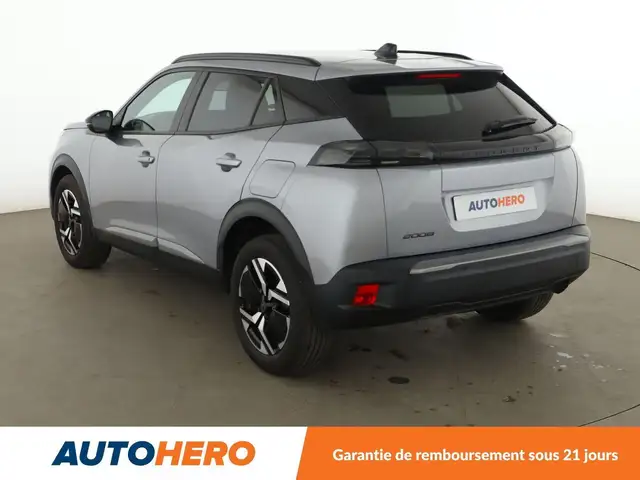 Peugeot 2008 view 4