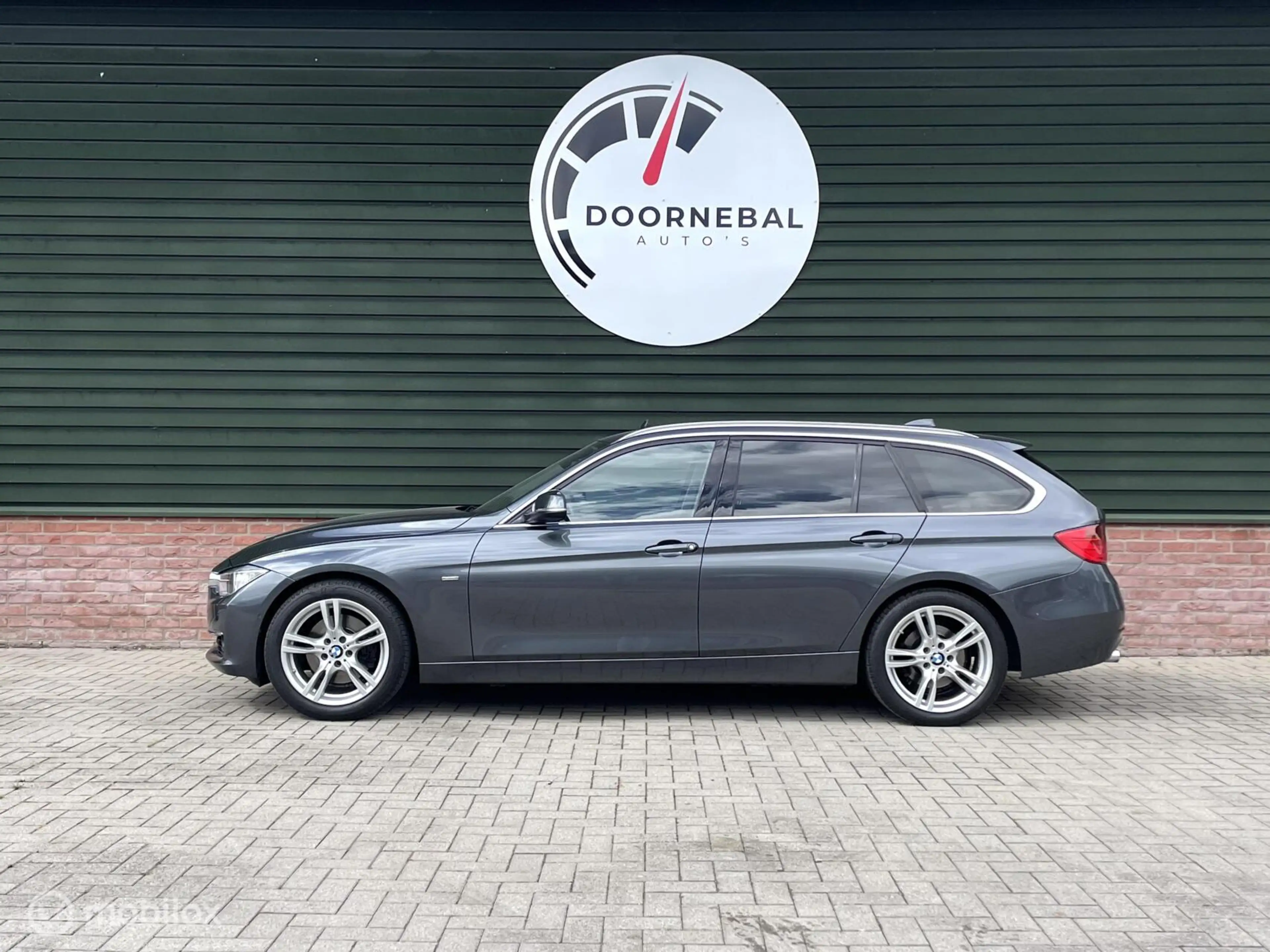 BMW 328 3-serie Touring 328i Luxury / KEURIG / PANORAMA / — photo 9